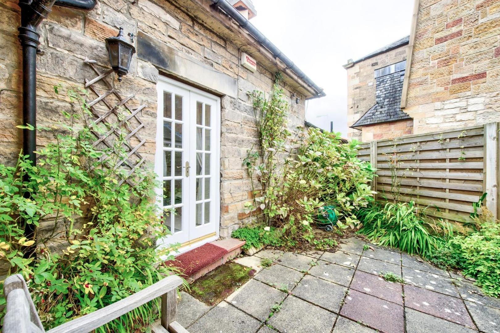 Guestready - Classic Charm Near Holyrood Park Эдинбург Экстерьер фото